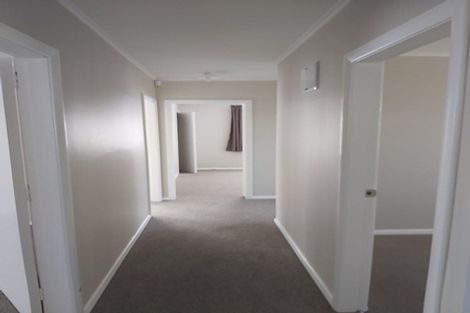 Photo of property in 24 Larsen Street, Otara, Auckland, 2025