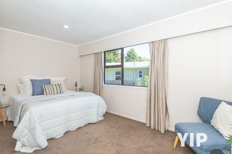 Photo of property in 81 Stewart Drive, Newlands, Wellington, 6037