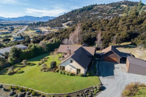 Photo of property in 545 Aubrey Road, Wanaka, 9305