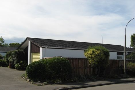 Photo of property in 14 Raekura Place, Redcliffs, Christchurch, 8081