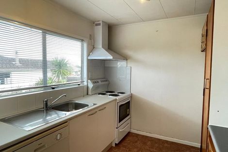 Photo of property in 73 Alabaster Drive, Papatoetoe, Auckland, 2025