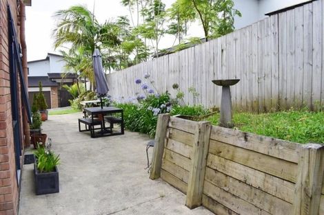 Photo of property in 220 Schnapper Rock Road, Schnapper Rock, Auckland, 0632