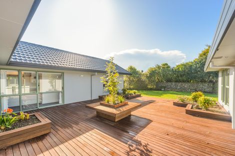 Photo of property in 82 James Line, Kelvin Grove, Palmerston North, 4414