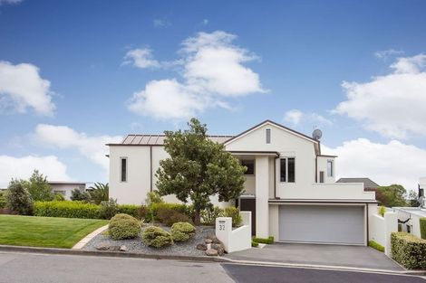 Photo of property in 32 Drayton Drive, Mount Pleasant, Christchurch, 8081
