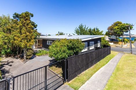 Photo of property in 68 Mere Road, Taupo, 3330