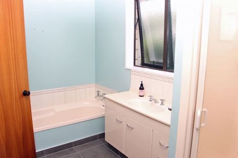 Photo of property in 3 Holland Street, Rapahoe, Greymouth, 7803