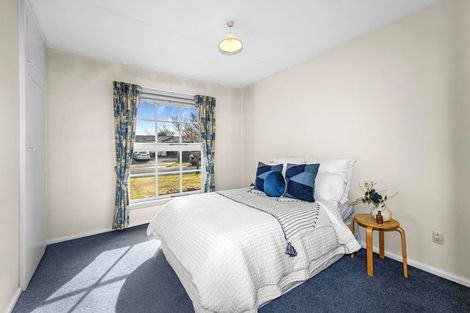 Photo of property in 7 Lombard Place, Avonhead, Christchurch, 8042