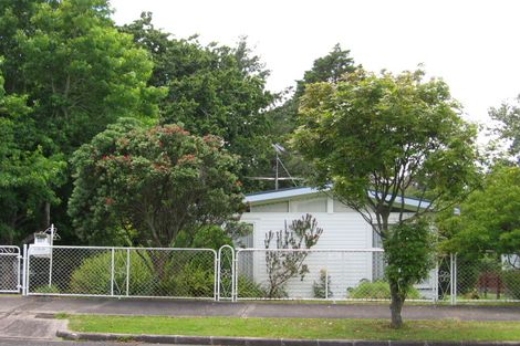 Photo of property in 107 Holly Street, Avondale, Auckland, 1026