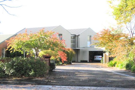 Photo of property in 12 Acorn Close, Waltham, Christchurch, 8023