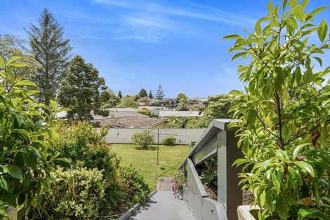 Photo of property in 4 Totara Drive, St Andrews, Hamilton, 3200