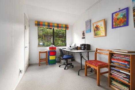 Photo of property in 18a Latitude Close, Whitby, Porirua, 5024