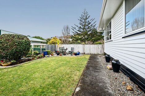 Photo of property in 6 Eton Place, Spotswood, New Plymouth, 4310