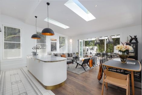 Photo of property in 28 Nile Street, Nelson, 7010