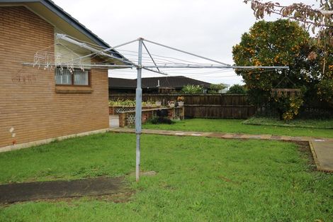 Photo of property in 303 Bucklands Beach Road, Bucklands Beach, Auckland, 2012