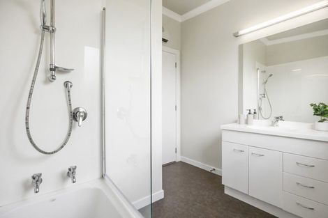 Photo of property in 64 Mckerrow Street, Shiel Hill, Dunedin, 9013