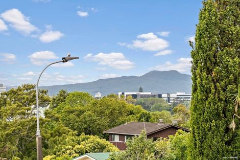 Photo of property in 1/46 Marlborough Avenue, Glenfield, Auckland, 0629