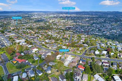 Photo of property in 34 Royal Road, Massey, Auckland, 0614