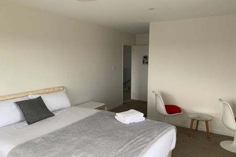 Photo of property in 50 Corricvale Way, Northcross, Auckland, 0630