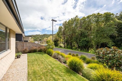 Photo of property in 4 Mclaughlin Lane, Stoke, Nelson, 7011
