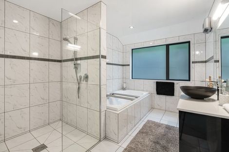 Photo of property in 214 Gladstone Road North, Mosgiel, 9024