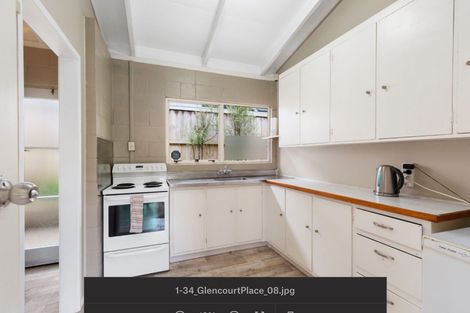 Photo of property in 1/34 Glencourt Place, Glenfield, Auckland, 0629