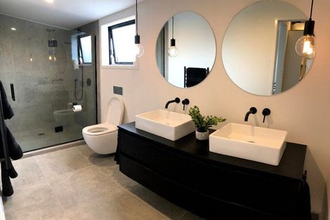Photo of property in 10a Myrtle Street, Morningside, Auckland, 1022