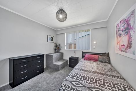Photo of property in 16 Smeaton Road, Bell Block, New Plymouth, 4312