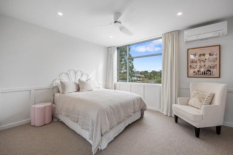 Photo of property in 37 Laurence Street, Manly, Whangaparaoa, 0930
