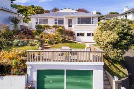 Photo of property in 22 Seatoun Heights Road, Seatoun, Wellington, 6022