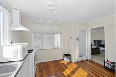 Photo of property in 145 Cambridge Street, Levin, 5510
