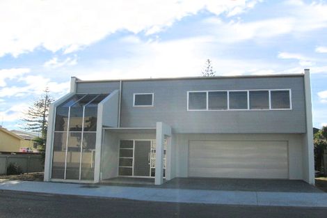 Photo of property in 102 Waghorne Street, Ahuriri, Napier, 4110