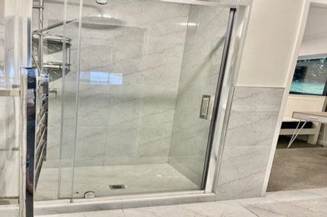 Photo of property in 21a Fairmount Road, Titirangi, Auckland, 0604