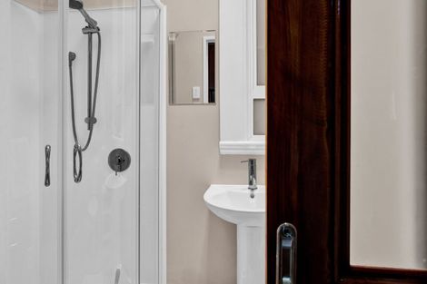 Photo of property in 22 Mills Street, Eltham, 4322