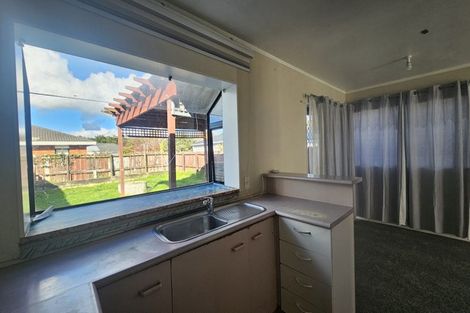 Photo of property in 24 Trimdon Street, Randwick Park, Auckland, 2105