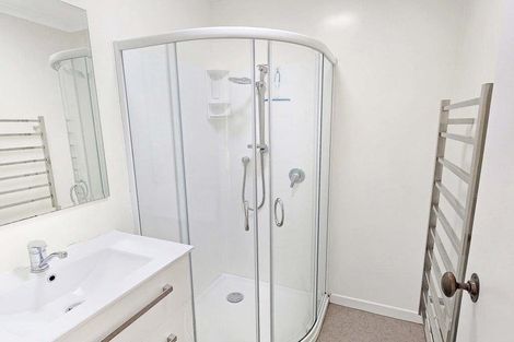 Photo of property in 2 Avery Grove, Boulcott, Lower Hutt, 5011