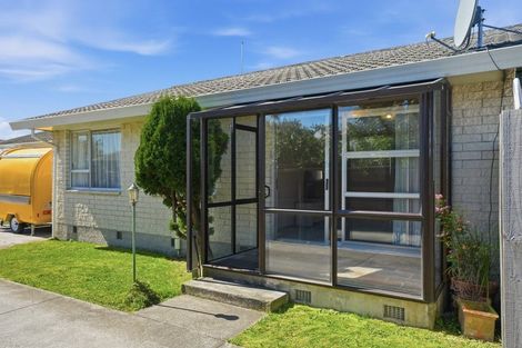 Photo of property in 2/11 Dilworth Street, Riccarton, Christchurch, 8011