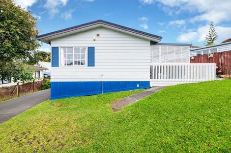 Photo of property in 204 Solar Road, Glen Eden, Auckland, 0602