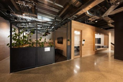 Photo of property in 12 Madden Avenue, Kumeu, 0810