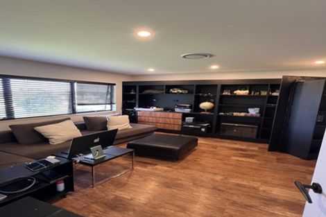 Photo of property in 3 Wyon Way, Flat Bush, Auckland, 2016