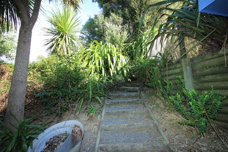 Photo of property in 17 Beach Place, Havelock, 7100