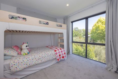 Photo of property in 1 Kamahi Street, Wanaka, 9305