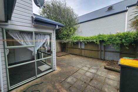 Photo of property in 2/105 Barbour Street, Waltham, Christchurch, 8011