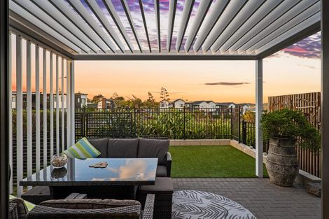 Photo of property in 14b Dida Park Drive, Kumeu, 0810