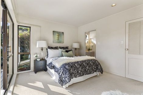 Photo of property in 24 Bert Wilson Place, Cockle Bay, Auckland, 2014