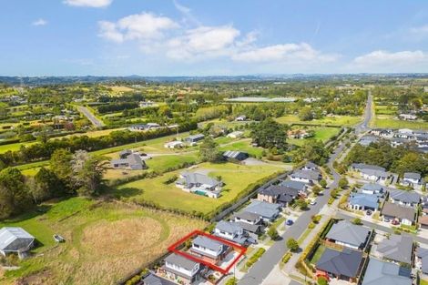 Photo of property in 42 Accolage Boulevard, Kumeu, 0810