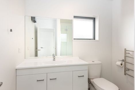 Photo of property in 154 Edgeware Road, Edgeware, Christchurch, 8013