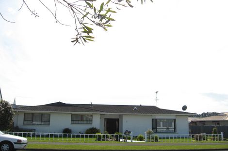 Photo of property in 7 Poplar Grove, Whalers Gate, New Plymouth, 4310