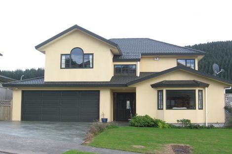 Photo of property in 13 Eastcott Grove, Churton Park, Wellington, 6037