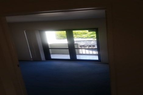 Photo of property in 12/3 Orwell Road, Greenhithe, Auckland, 0632