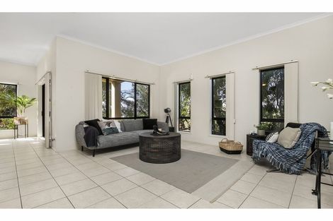 Photo of property in 2 Quarter Deck Lane, Gulf Harbour, Whangaparaoa, 0930